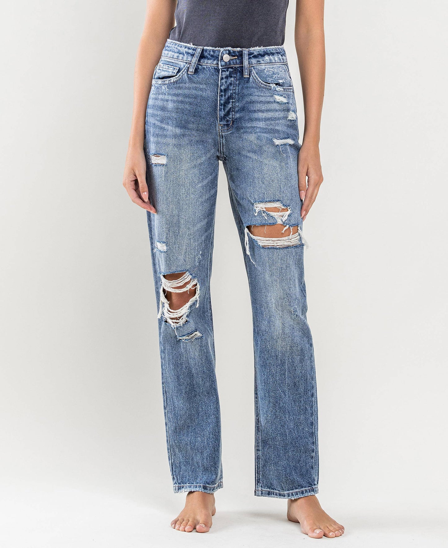 SUPER HIGH RISE DISTRESSED STRAIGHT JEANS