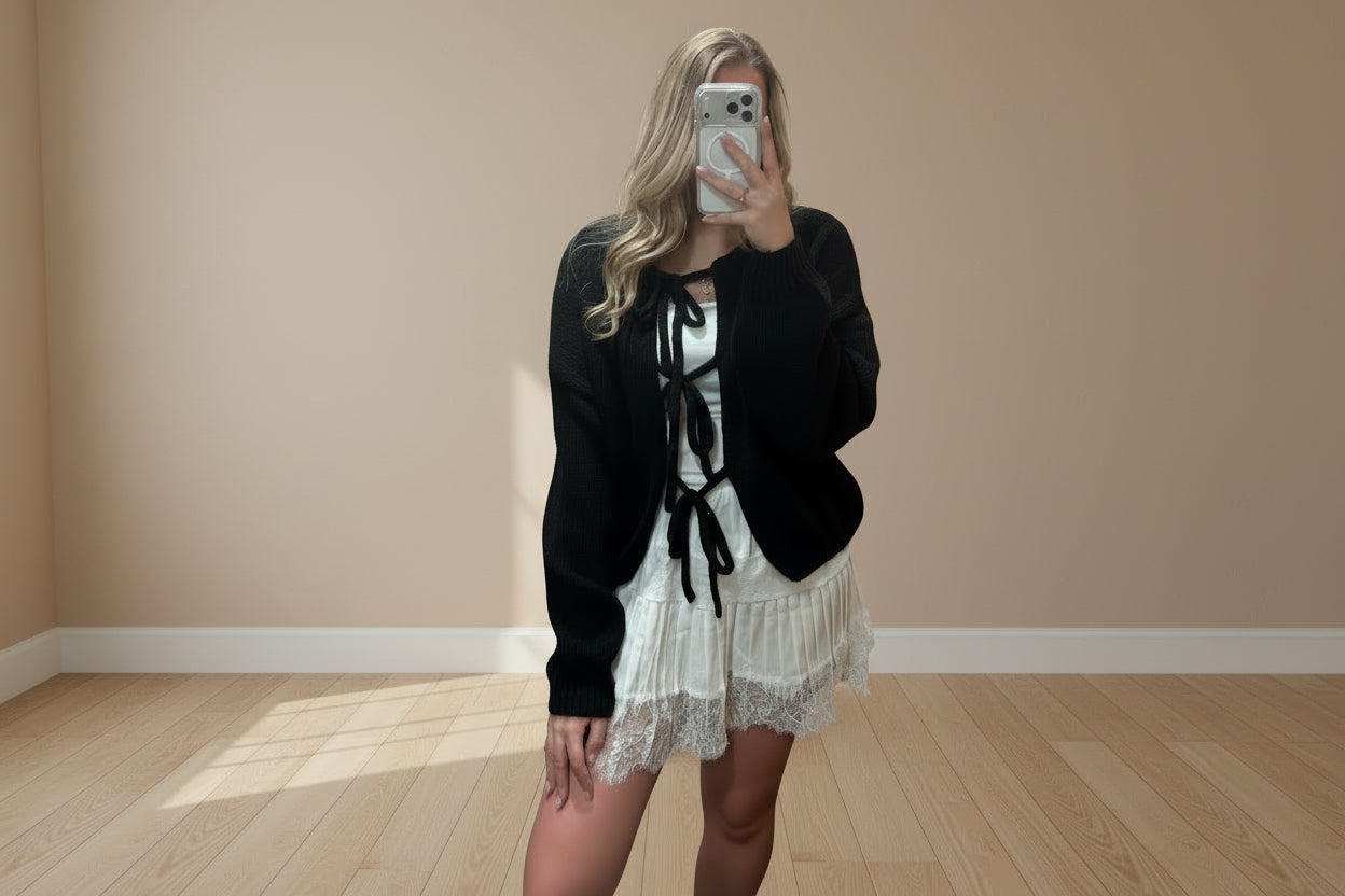 Lace trim skirt