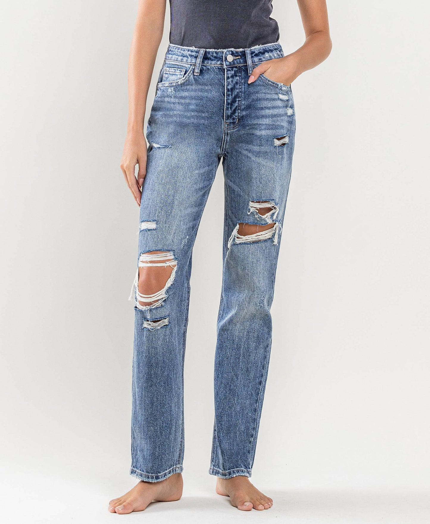 SUPER HIGH RISE DISTRESSED STRAIGHT JEANS