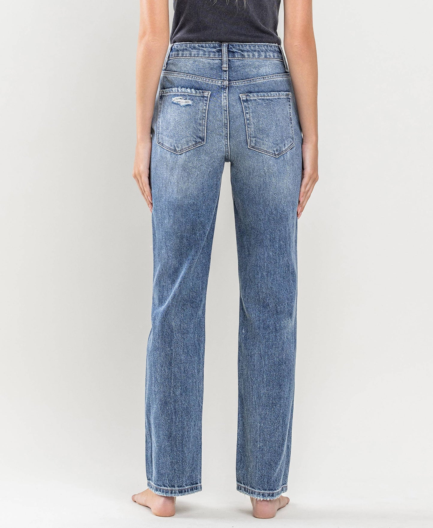 SUPER HIGH RISE DISTRESSED STRAIGHT JEANS