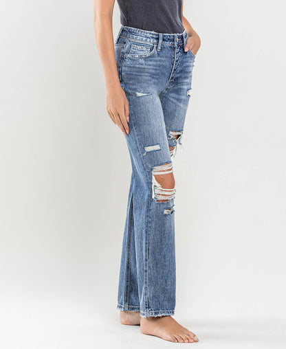 SUPER HIGH RISE DISTRESSED STRAIGHT JEANS
